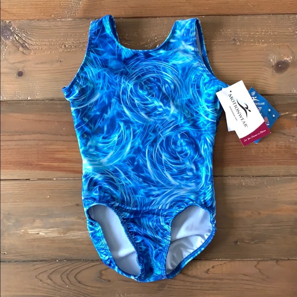 Girls NWT leotard!